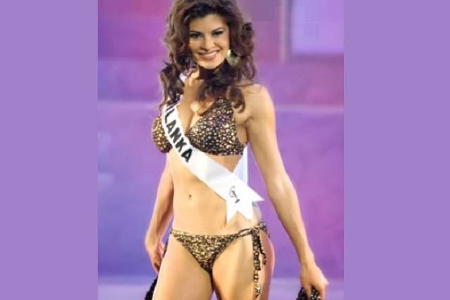 jacqueline fernandez swimsuit miss universe